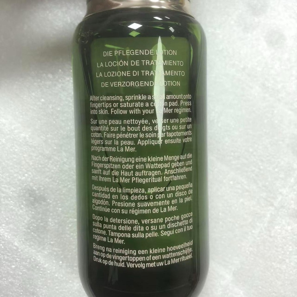 LA MER Repairing and Renewing Essence Water - Picture 6 of 9
